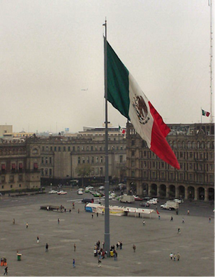 BANDERAS MONUMENTALES DE MEXICO